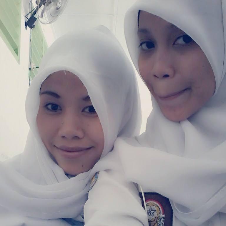 SocialWorker|no spam|mr*E|thinkpositiveandbemyself
