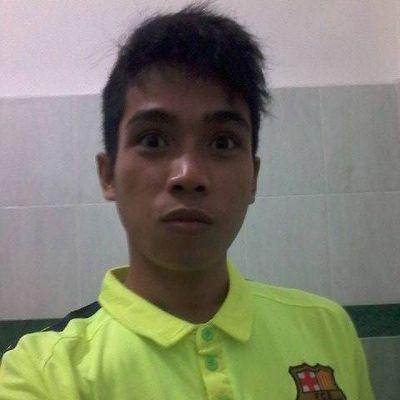 Coba duluh aplikasi Twiter ...