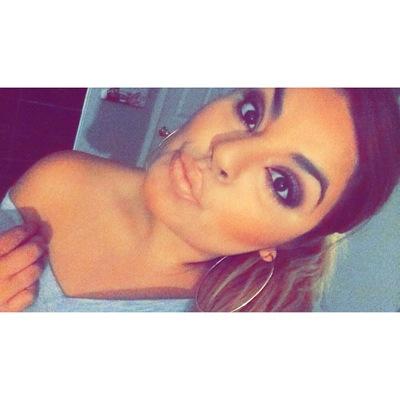 California Girl ☀ SF 49er obsessed❤. Salvadorian Doll  , Team Aries ♈