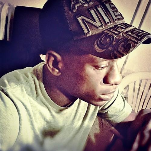 Fmoi : Chocolatedutch____ Show love it's a must  follow I follow back #uptown