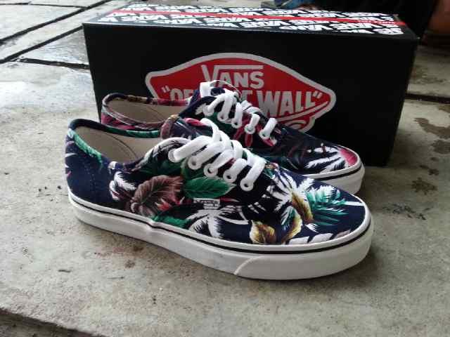 Vans, Adidas, New Balance, Nike, etc. (GRADE ORI / ORIGINAL) | Via Bank Mandiri | JNE / TIKI