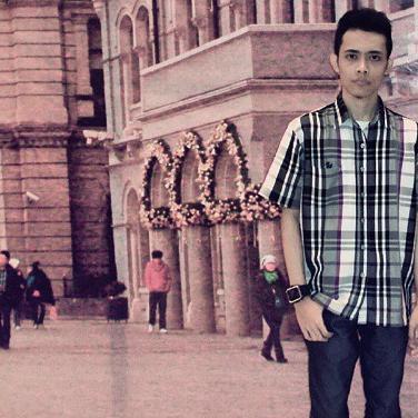 WahyuAgusS's profile picture. Believe in what u do & never give UP reach YOUR dream... No matter how many people beleive in U, the most Important thing is that YOU. Beleive in Yourself.