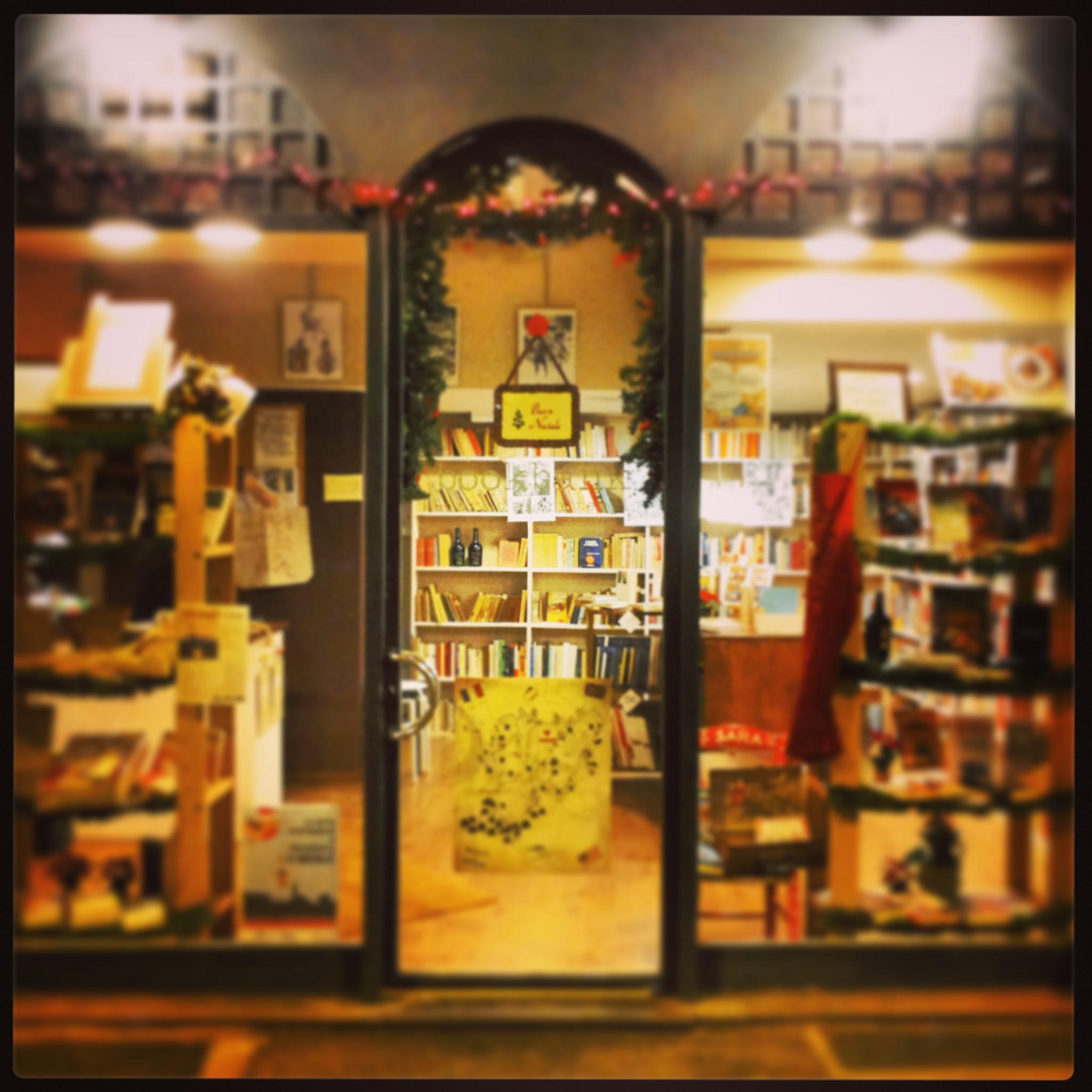 libri di seconda mano, rari, fuori catalogo e antichi. La BB è una bottega in una viuzza del centro storico di Piacenza, fucina di eventi, mostre e laboratori