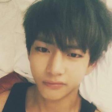 BTS V Forever
Wechat ID: atiqaexo12