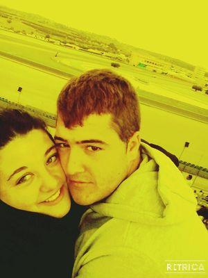 Te conoci como a cualquiera sin buscar nada y termine queriendote como a nadie, encontrandolo todo... Por un #8  infinito teamoo