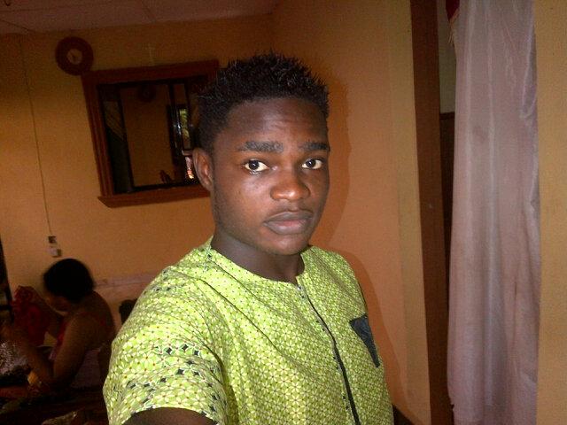 I am victor a chelsea fan I play football and my dream is just to be a footballer . I am a central defender