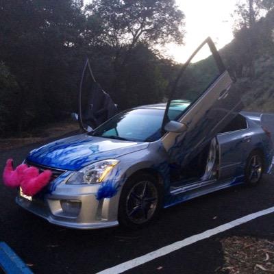 TDL fans can post pics of there lyft ride