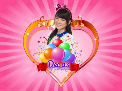 Unfol akun ini soalnya dihack sama orang gantinya follow @TeenebelleFCL thanks ^.~