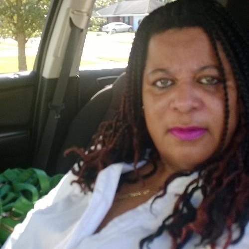 Hello my name is Paige, single female, I enjoy Art shows, movies, cooking, music, chatting, long walks, massages, this sexxy Georgia peach is waiting for you.