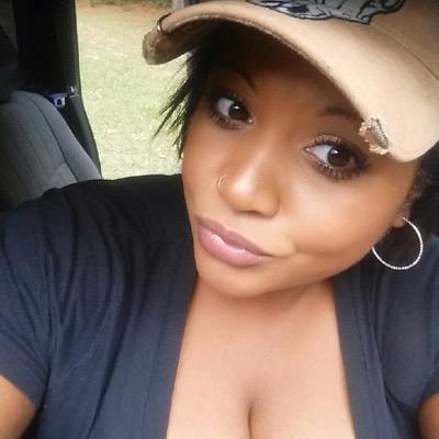 kimber_mychelle's profile picture. my give a damns busted :)