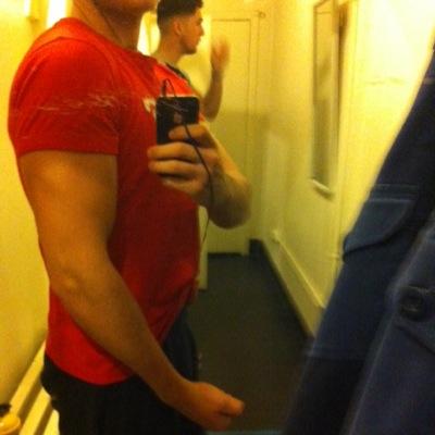 Gym grinder, helping others. when you get the pump it's better than cumming... Aspiring to be a fitness model, I FOLLOW BACK! #fitfam#gymthang#fitnessgoals