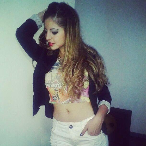 y pensar que todo el mundo quiere tocar el cielo con las manos.y yo lo estoy abrazando :)