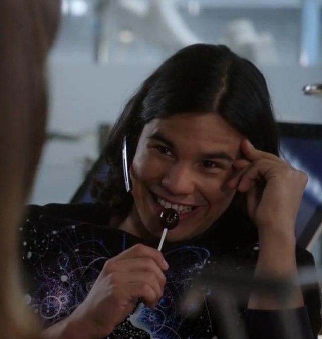 Mechanical engineer at S.T.A.R. Labs. Anyone want to see my signature move? #TheFlashRP