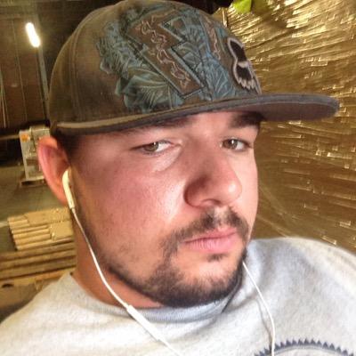 US Army vet. small twitch streamer, Tiktoker, married with 3 kids. #MFAM $CCramer77