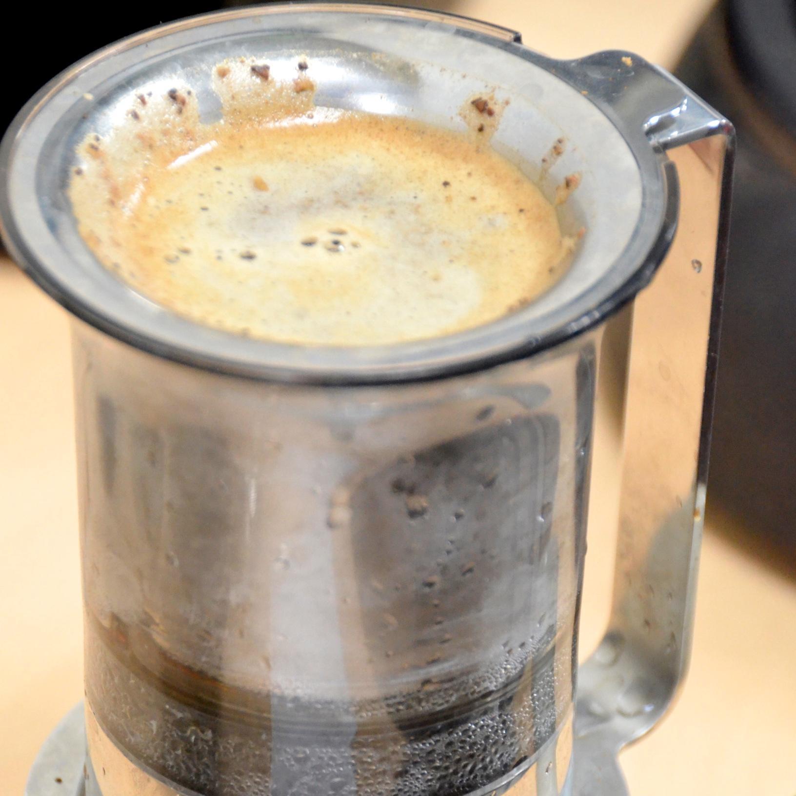 With Lulu's Hand, you can control every detail of the brewing process. Besides, Lulu's Hand transports easily and keeps our planet clean with no paper filters!