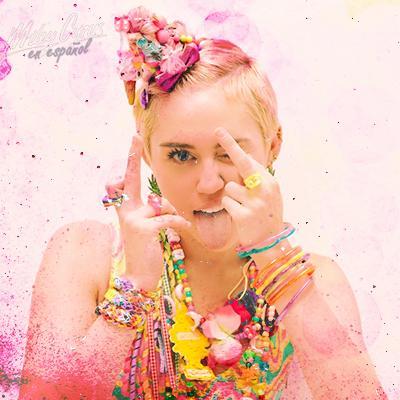 Videos/entrevistas/fotos sobre Miley Cyrus traducidas a español. (Cualquier cosa envíame un ask http://t.co/1NHQ5wj5UA) | Soy parte de MCChile!