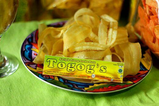 Kripik_Togogs's profile picture. Keripik Pisang Kaya Rasa yang FENOMENAL di Bandung  | CP : 083822135854