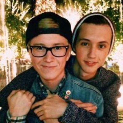 im a professional fangirl. i love tyler oakley, troye sivan and connor franta.