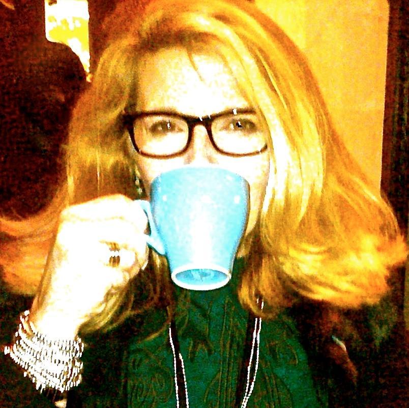 diemdesign's profile picture. visual omnivore, catalyst speaker, ISC board (https://t.co/BS5MzlGgOK),former STEEL CCO, present joyful apprentice/CEO at Creating Now