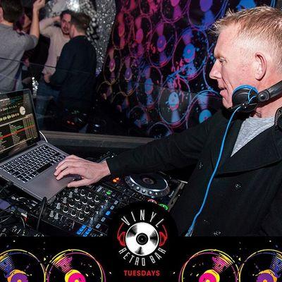 Retired PersonalTrainer & advanced coach.Mash up DJ and all round entertainer.
