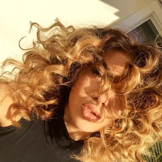 We post Female Baddies from all Races. 18+ only. Females dont follow if you wont submit pics ❌For submissions Email baddiesarelife@gmail.com or DM us!