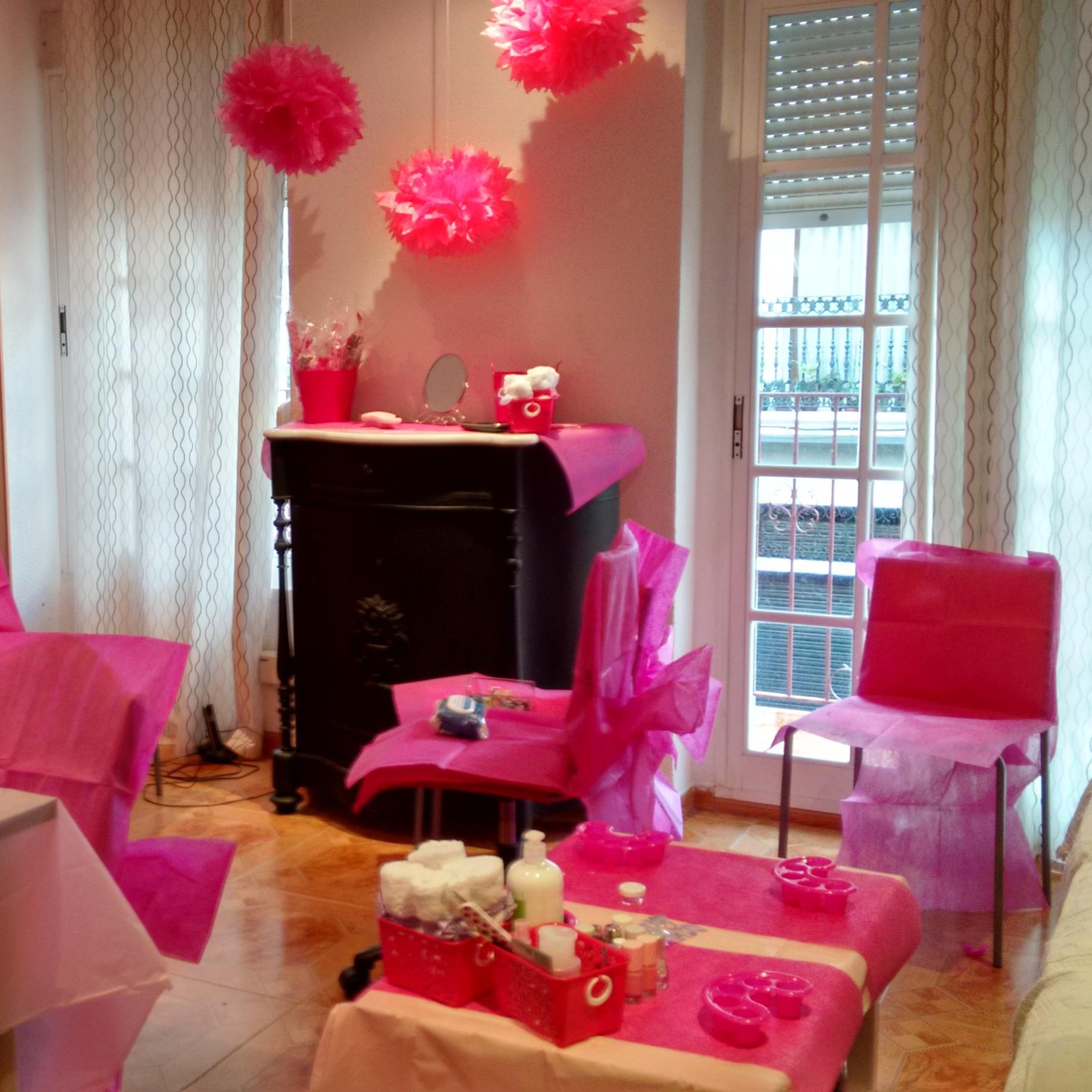 ¡Fiesta de guapas! Invita a tus amigas a una beauty party en casa