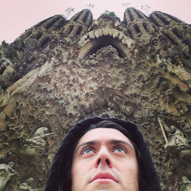 Reality will never meet your expectations; harmonicas play skeleton keys in the rain. 🔥Research Compliance guru // Guitarist // Snowflake Enthusiast ❄️