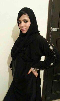 عاشقه للتراث وعبق الماضي والذكريات الجميله ،....... ارد المتابعه لجميع الحسابات المحترمه كل اسبوع هناك تصفيه لغير المتابعين
