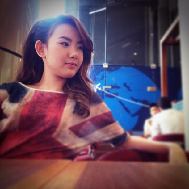 #บอกตรงๆรักจังเลย #ยูริ เพราะมีเธอ #วาริน เงาใจ #ปานวาด บัลลังก์เมฆ ig cherreenhvk
