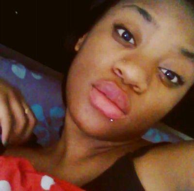 MorbosaXikasexi's profile picture. me encanta conocer gente nueva seguirme y os siguió de vuelta ;-)