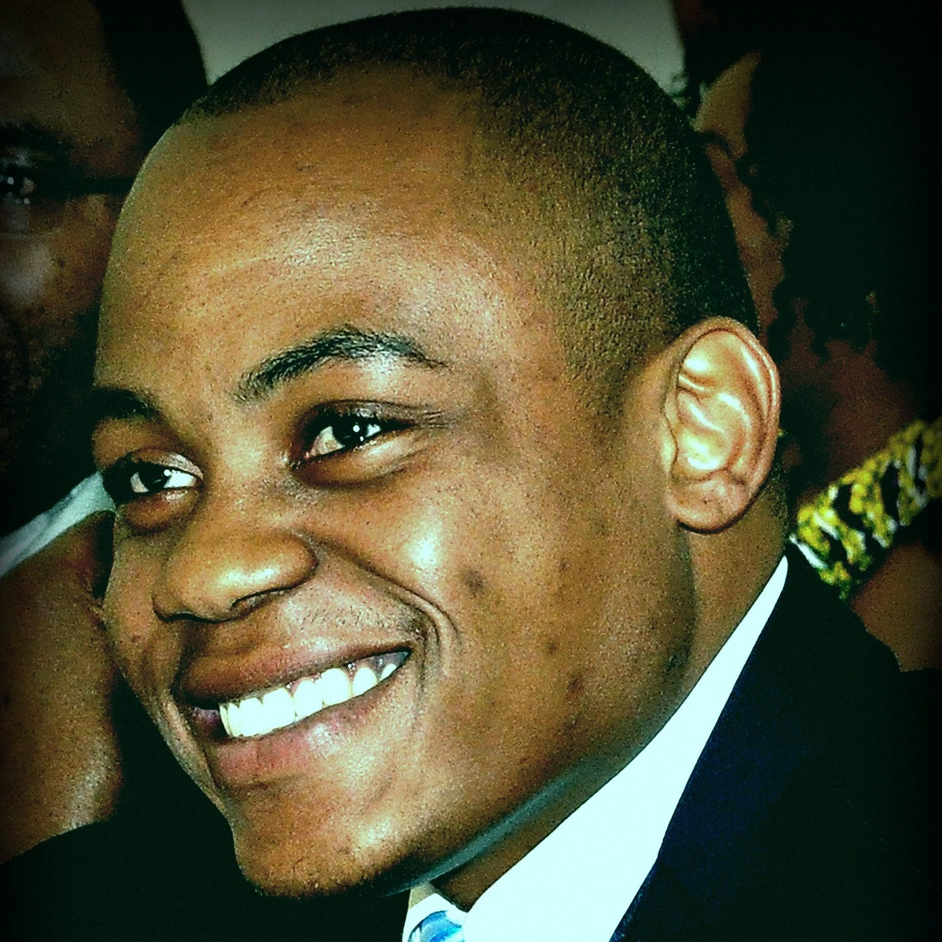 TsheneWedi's profile picture. Proud Congolese South African - Public Policy Practitioner - African Optimist. #Africa #Energy