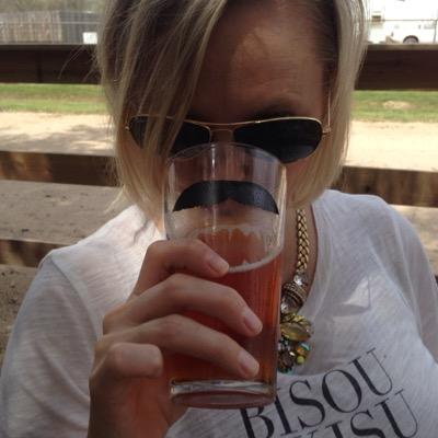 SarahSchott3's profile picture. 