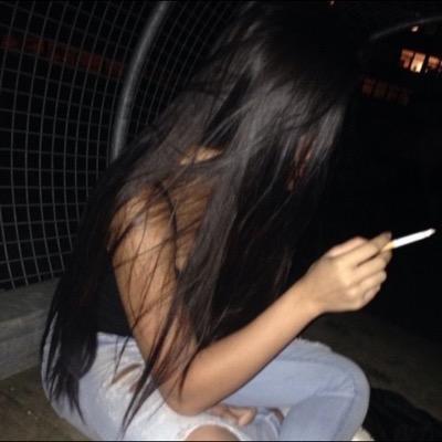 follow @iamilka or I unfollow ,she will follow back if you ask