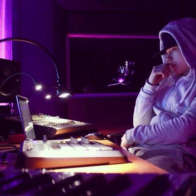 For business enquiries message 808Heisenberg@gmail.com                                               insta: heisenbergonthebeat
