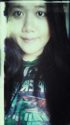 fi_oktaviani28's profile picture. 