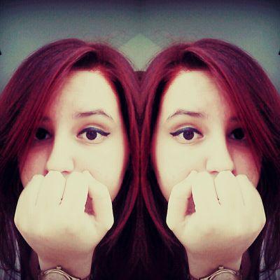 Muser, Potterhead, panda lover, mania de escrever tudo certo e corrigir quem escreve errado. Avada Kedavra! ϟ