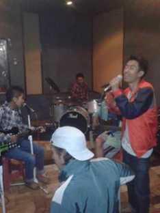Waktu adalah Tuhan !!!
