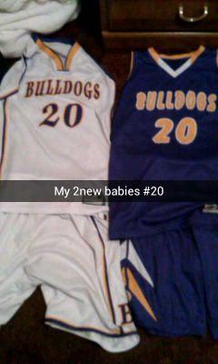 Snapchat me @Tadarius320 or Instagram me @Tadarius320.......