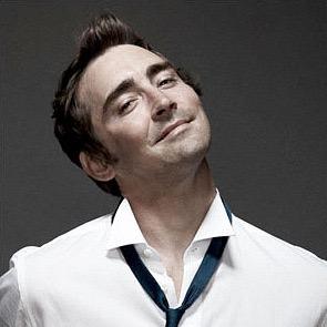 I'm Lee Pace trash. Get me a dustbin.