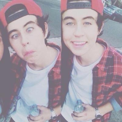 Follow @xAshDelReyx & RT THIS FOR A CAM / MATT / NASH DM!!2!1!1 https://t.co/QL9scw3Ktn