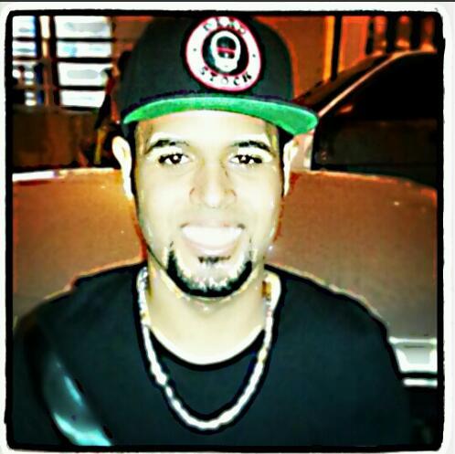 pentagramaRD's profile picture. estudiante de término de psicología clínica y artista urbano