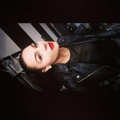 Naomydeheus's profile picture. insta: naomydeheus