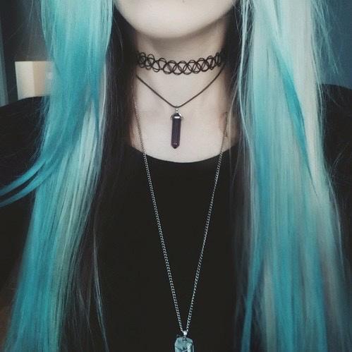 anggeltriste's profile picture. Desde1997.