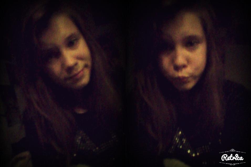 ~Stolze Deutsche.:* ~Jasii. *-* ~Glücklicher Singel :') ~Insta: _suuper_heero_               Follow4Follow♡