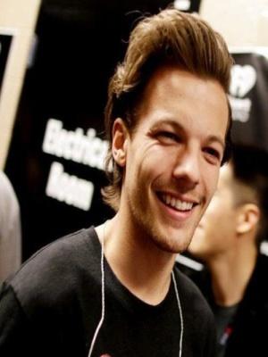 KMacsupport's profile picture. 