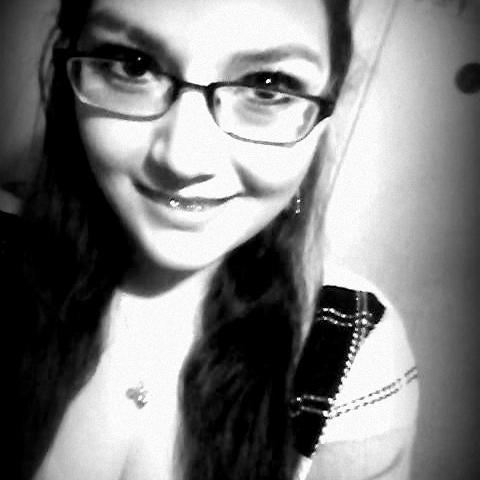 DniiZpOiiaH's profile picture. 