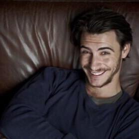 Celebrating all good things regarding the career of actor Harry Lloyd. Not actually affiliated with Mr. Lloyd. https://t.co/WZi1Sav5