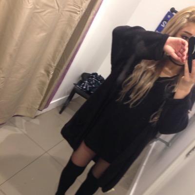 mariaabdullah13's profile picture. 