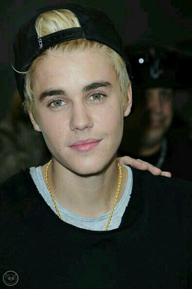 kenia_1994's profile picture. 