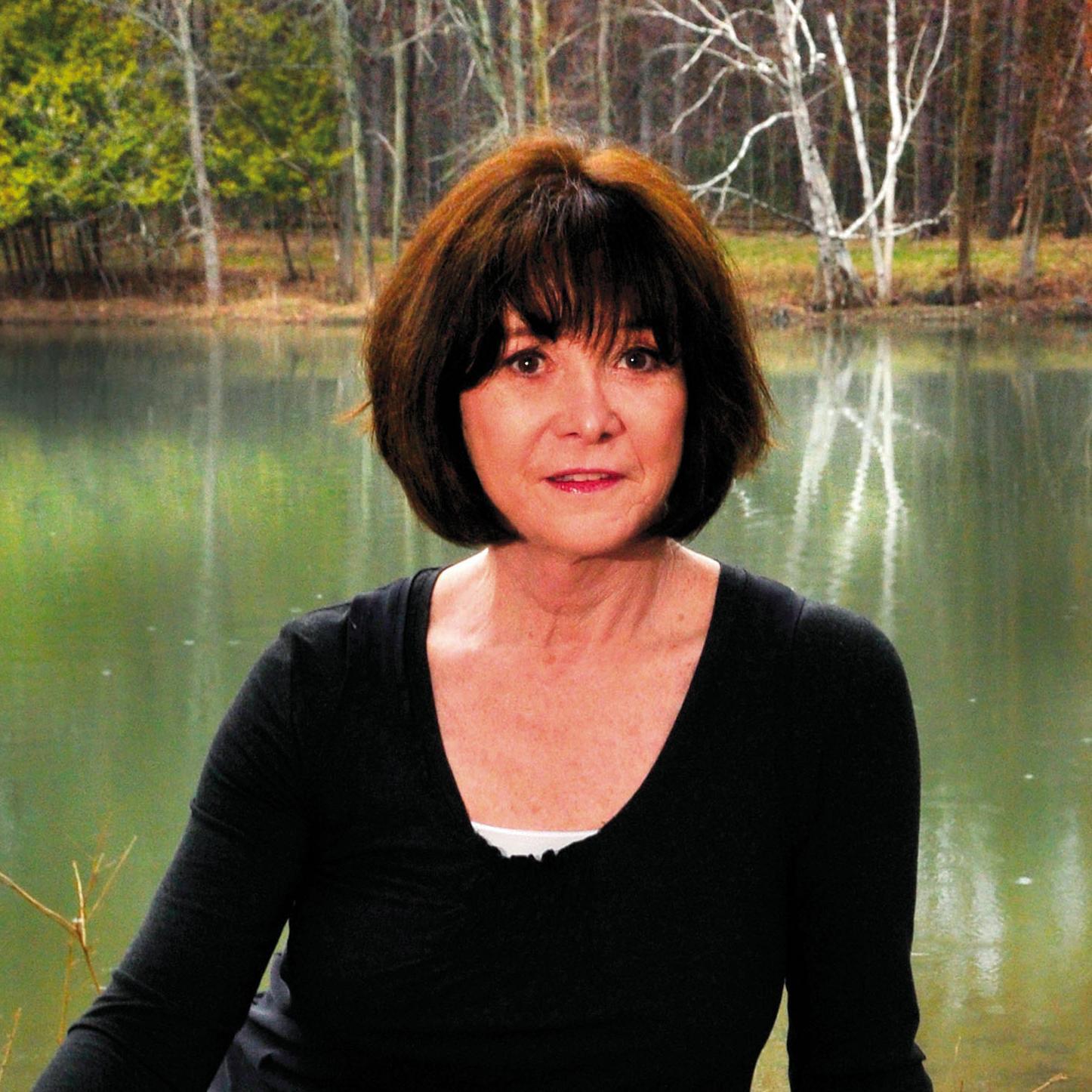 Dini Petty. Canadian journalist, TV show host, helicopter pilot, writer & entrepreneur